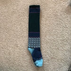 Women’s sz.s darn tough ski socks